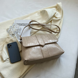 Women&#39;s new style shoulder bag stone grain messenger bag flip type women&#39;s bag zipper women&#39;s bag