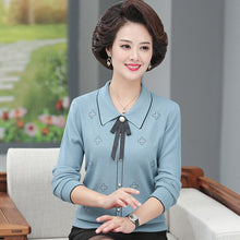 Load image into Gallery viewer, Young Mother Spring And Autumn Fashion Middle-Aged Women&#39;S Knitted Thin Lapel Long Sleeve Printed Sweater