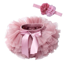 Load image into Gallery viewer, baby girls tulle bloomers Infant newborn tutu diapers cover 2pcs short skirts and flower headband Baby party photograph clothes