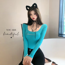 Load image into Gallery viewer, letter print short crop top long sleeve slim fit top women big round neck T-shirt black white